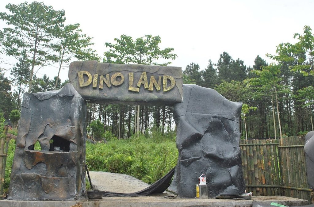 D’LAS DINOLAND
