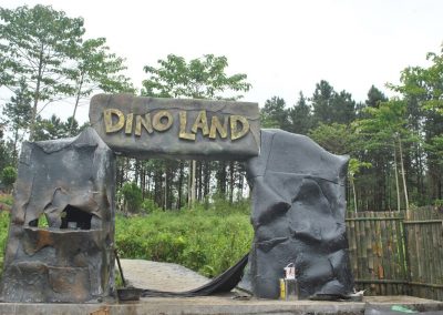 D’LAS DINOLAND