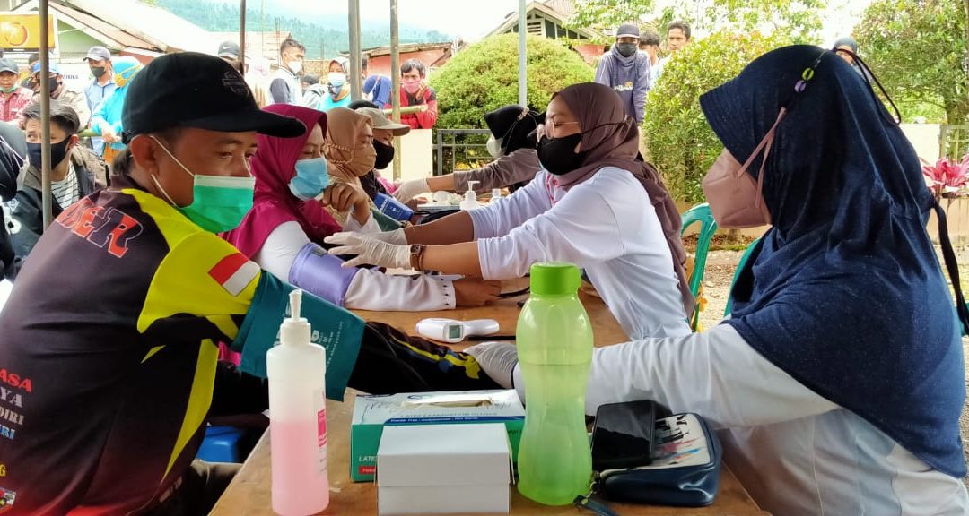 Pemdes Serang Mengadakan Vaksinasi Dosis 1 yang ke 4