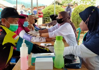 Pemdes Serang Mengadakan Vaksinasi Dosis 1 yang ke 4